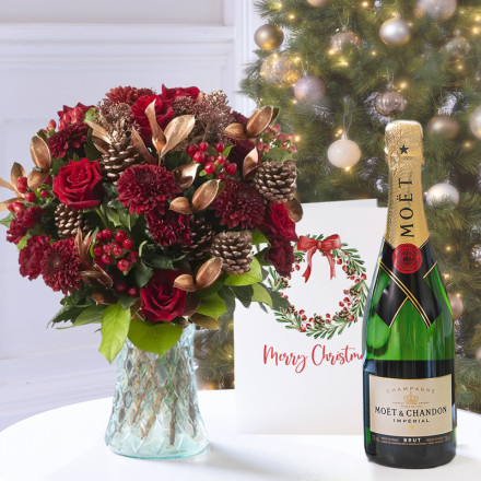 Fruits of the Forest, Moët & Chandon (75cl) & Christmas Card