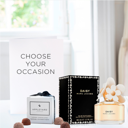 Marc Jacobs Daisy Eau de Toilette (50ml), 6 Mixed Truffles & Occasion Card