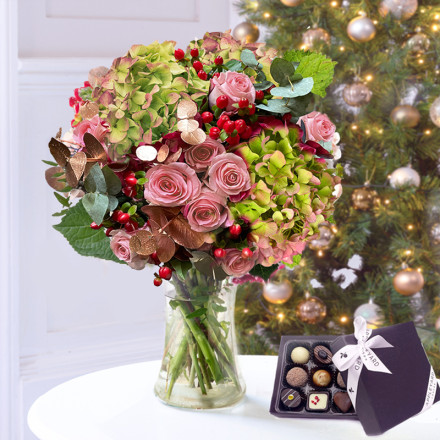 Winter Hydrangea & Box of 9 Chocolates