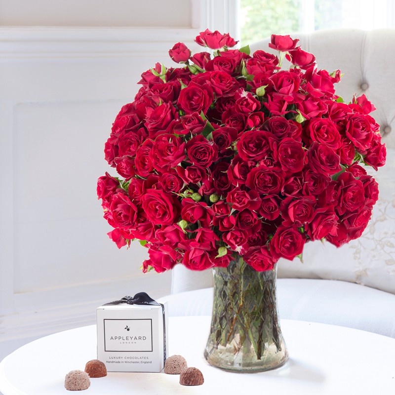 100 Red Roses, Vase & 6 Mixed Truffles
