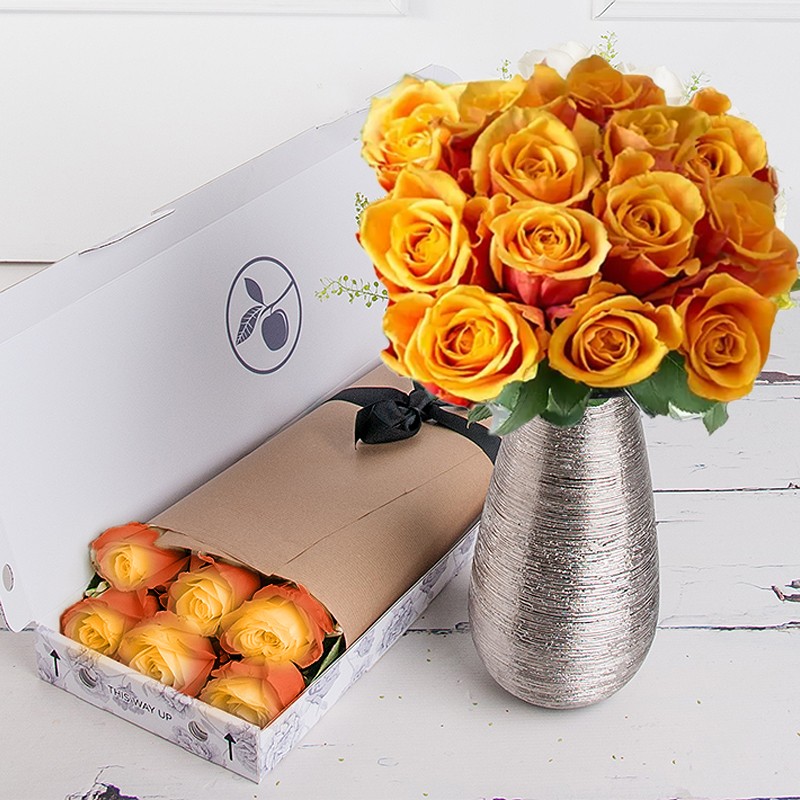 Letterbox 12 Orange Roses