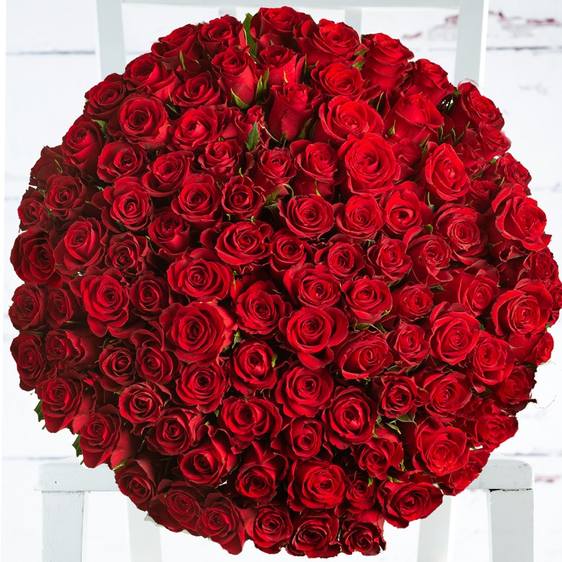 100 Luxury Red Roses