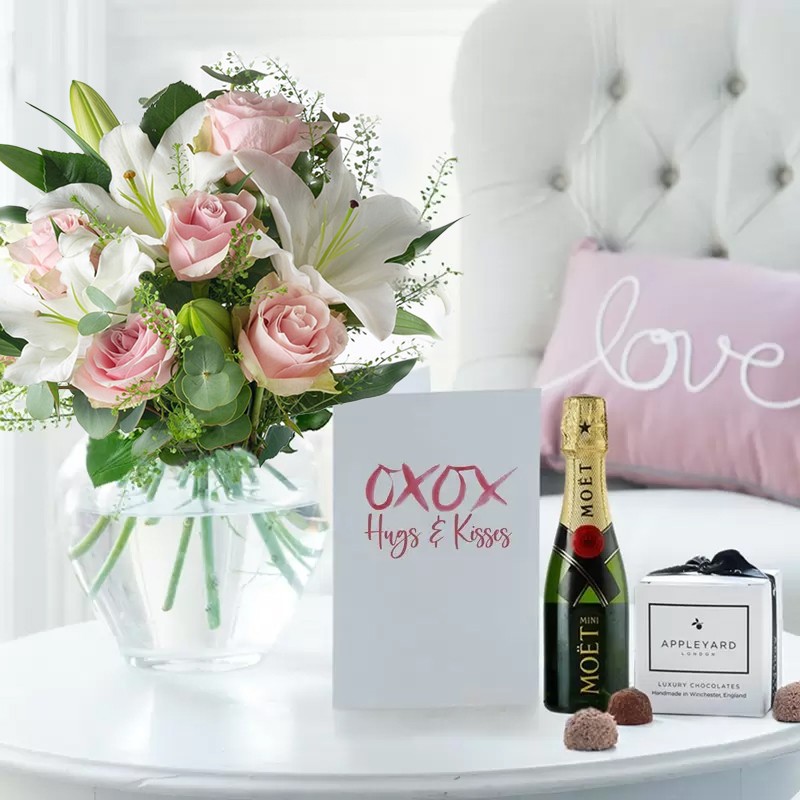 Simply Pink Rose & Lily, Mini Moët, 6 Mixed Truffles & Romance Gift Card