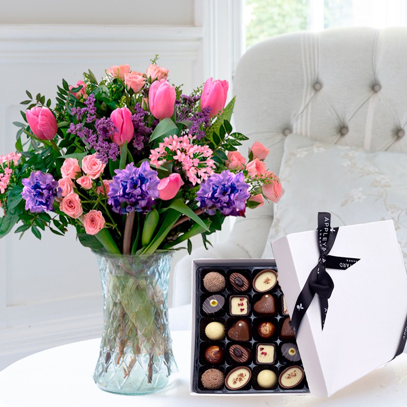 Spring Blossom & 25 Chocolates