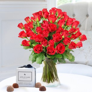 50 Roses, Vase & 6 Mixed Truffles