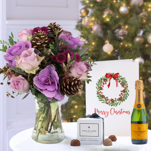 Golden Fig, Veuve Clicquot Half Bottle, 6 Mixed Truffles & Christmas Card
