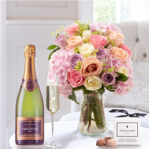 Candy Clouds, Champagne Dericbourg & 6 Mixed Truffles