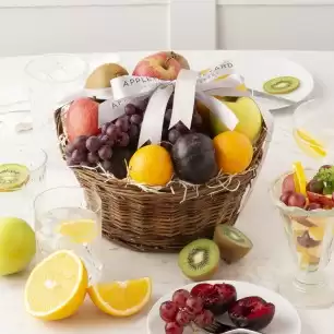 Classic Fruit basket 