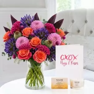 Dahlia Delight, 75g NEOM Happiness Candle (75g) & Romance Card