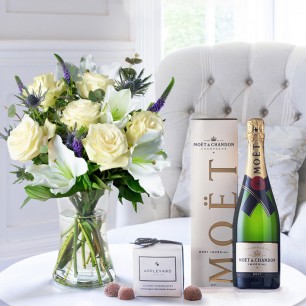 Lunar, Moët & Chandon & 6 Mixed Truffles