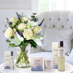 Lunar & NEOM Pillow Mist, Candle and Bath Foam Gift Set