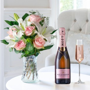 Simply Pink Rose & Lily & Moët Rosé