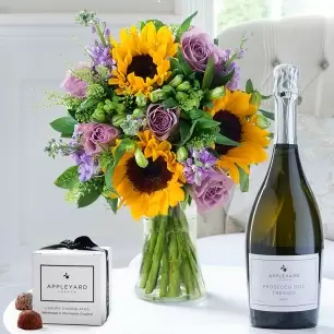 Summer Martini, Appleyard Prosecco (75cl) & 6 Mixed Truffles