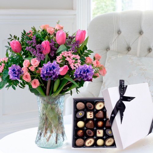 Spring Blossom & 25 Chocolates